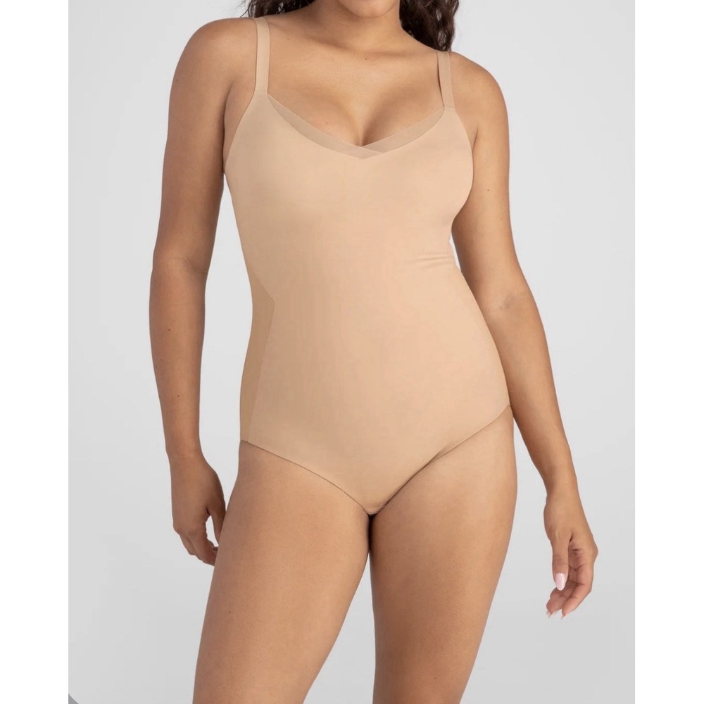 NWT HoneyLove Womens L Crossover Cami Bodysuit Shapewear Sand Nude Adjustable